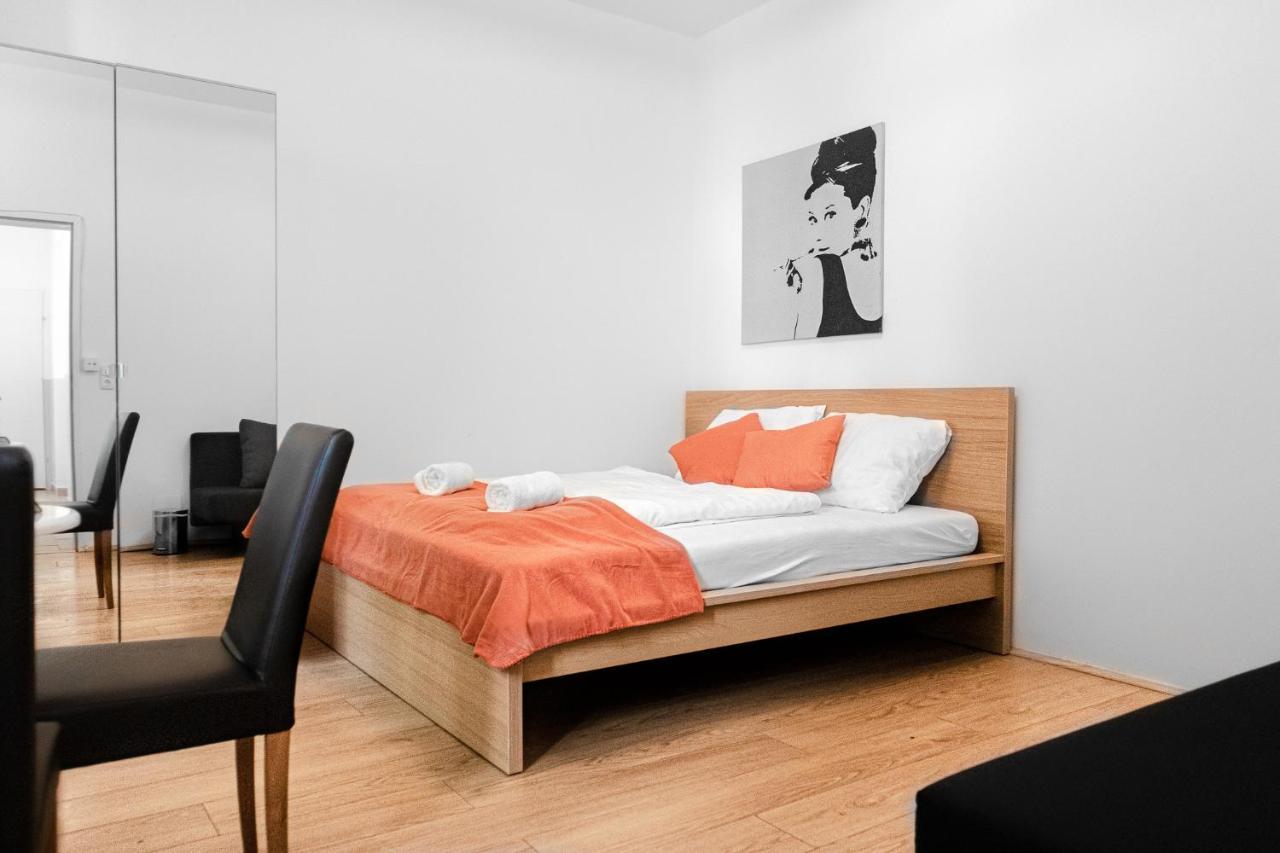 Delightful 2Br Shared Apartment - Ideal For Longstays Wien Exterior foto