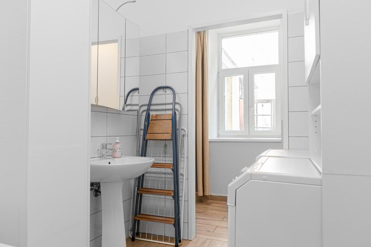 Delightful 2Br Shared Apartment - Ideal For Longstays Wien Exterior foto